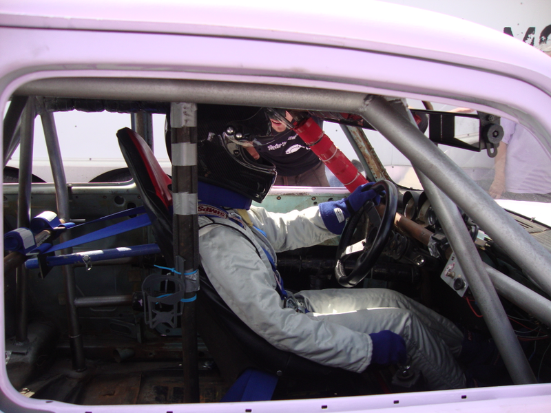 Illustration for article titled So, You Think You Want To Race A Crapcan? How To Pick The Right Car